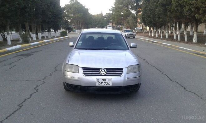 Volkswagen Passat 2002, 278,000 km - 1.8 l - Sumqayıt