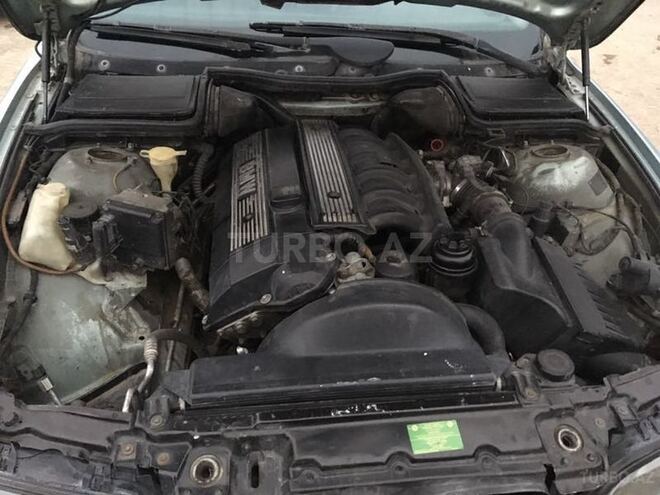 BMW 528 1996, 280,000 km - 2.8 l - Bakı