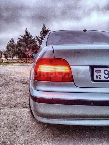 BMW 528 1996, 280,000 km - 2.8 l - Bakı