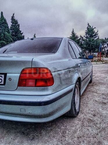 BMW 528 1996, 280,000 km - 2.8 l - Bakı