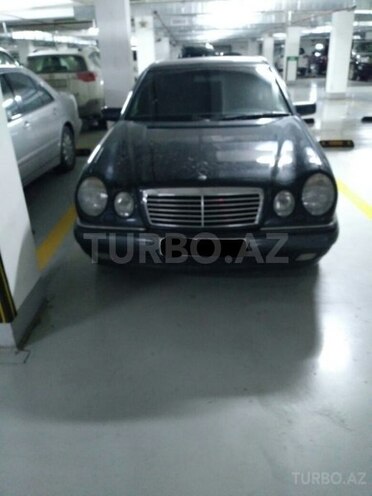 Mercedes E 240 1998, 278,000 km - 2.4 l - Bakı