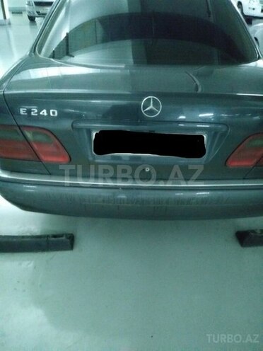 Mercedes E 240 1998, 278,000 km - 2.4 l - Bakı