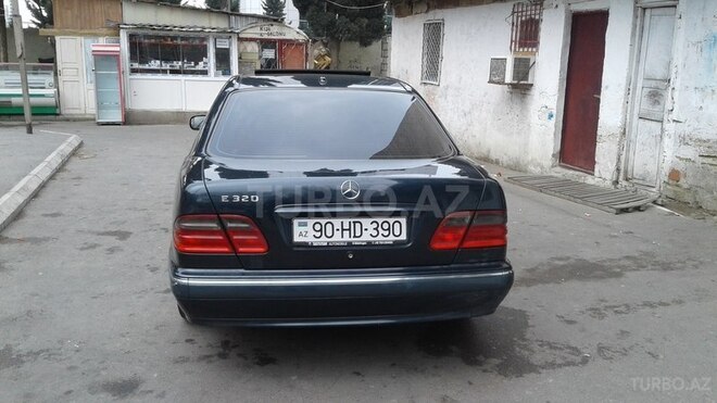 Mercedes E 320 2000, 217,000 km - 3.2 l - Bakı
