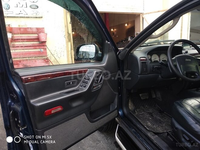 Jeep Grand Cherokee 2002, 202,800 km - 2.7 l - Bakı