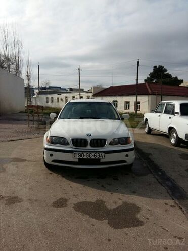 BMW 320 2002, 315,000 km - 2.2 l - Salyan