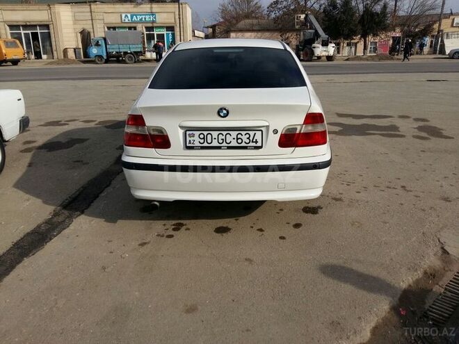 BMW 320 2002, 315,000 km - 2.2 l - Salyan