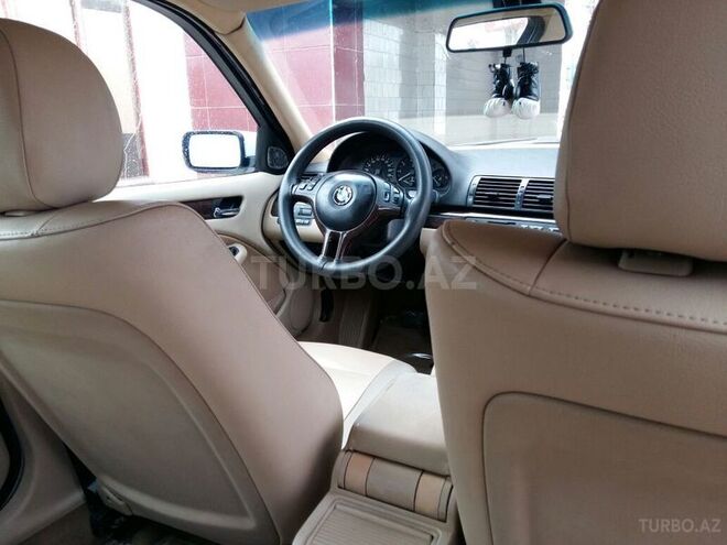 BMW 320 2002, 315,000 km - 2.2 l - Salyan