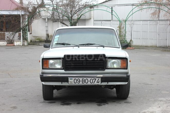 LADA (VAZ) 2107 1997, 285,000 km - 1.6 л - Zaqatala