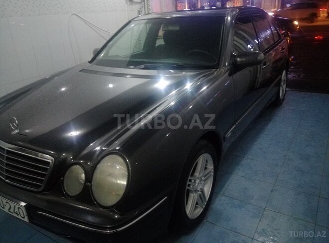 Mercedes E 240 2000, 291,000 km - 2.6 l - Bakı