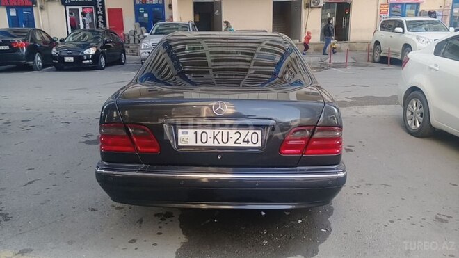 Mercedes E 240 2000, 327,000 km - 2.6 l - Bakı