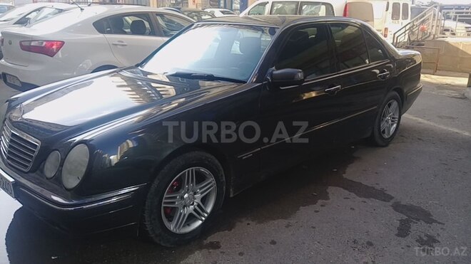 Mercedes E 240 2000, 327,000 km - 2.6 l - Bakı