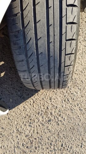 BMW 320 2002, 315,000 km - 2.2 l - Salyan