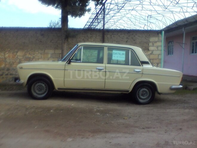 LADA (VAZ) 2103 1979, 800,000 km - 1.3 l - Tovuz
