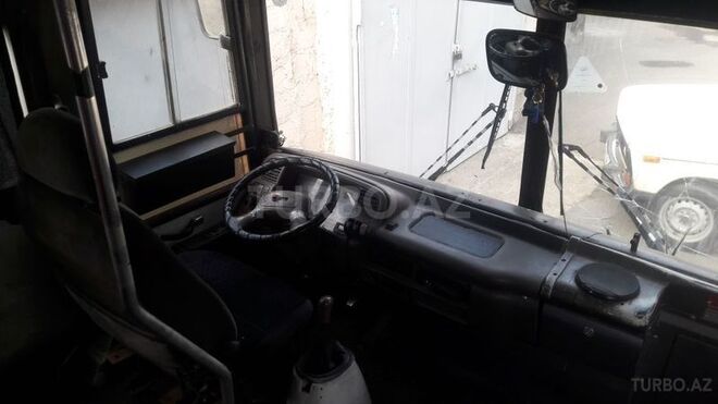 Isuzu  1997, 600,000 km - 4.4 l - Gəncə