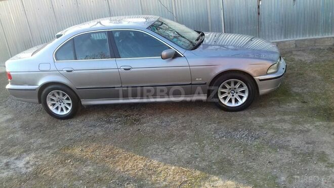 BMW 523 1997, 318,000 km - 2.5 л - Ağdaş