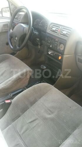 Opel Vectra 1990, 370,000 km - 1.8 l - Şəki