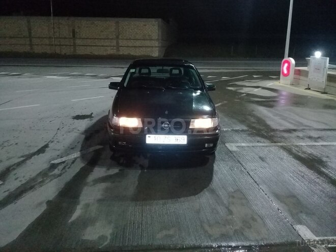 Opel Vectra 1995, 360,000 km - 2.0 l - Bakı