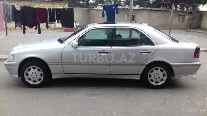 Mercedes C 230 1997, 206,000 km - 2.3 l - Bakı