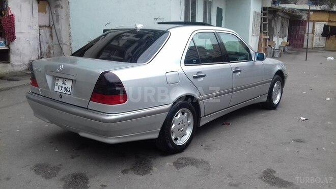 Mercedes C 230 1997, 206,000 km - 2.3 l - Bakı
