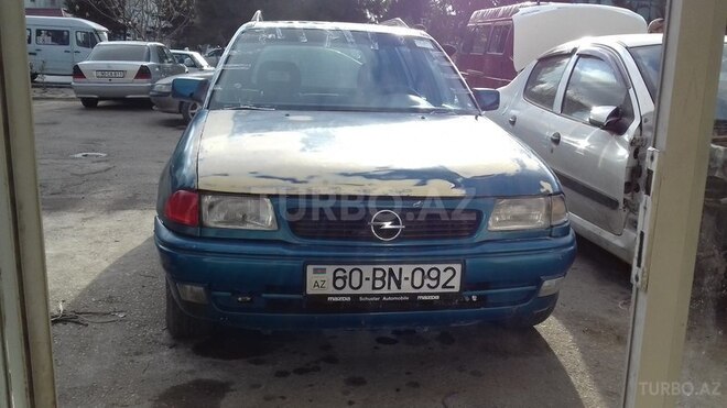 Opel Astra 1993, 23,000 km - 1.6 л - Sumqayıt