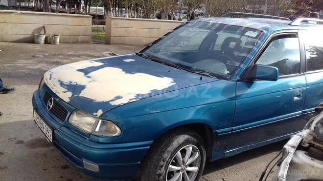 Opel Astra 1993, 23,000 km - 1.6 л - Sumqayıt
