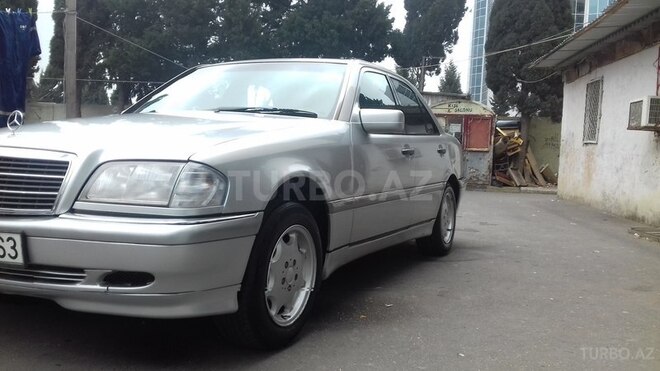 Mercedes C 230 1997, 206,000 km - 2.3 l - Bakı