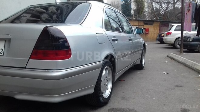 Mercedes C 230 1998, 200,000 km - 2.3 л - Bakı