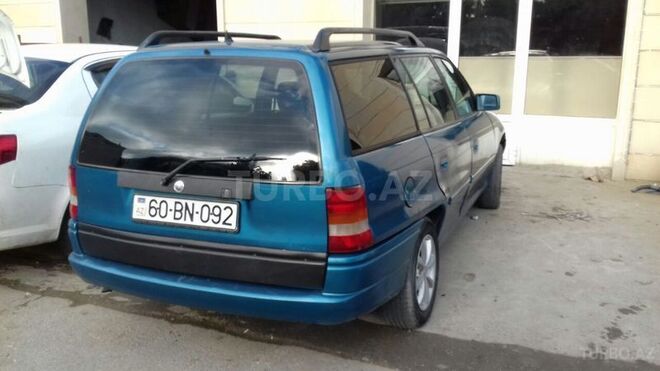 Opel Astra 1993, 23,000 km - 1.6 l - Sumqayıt