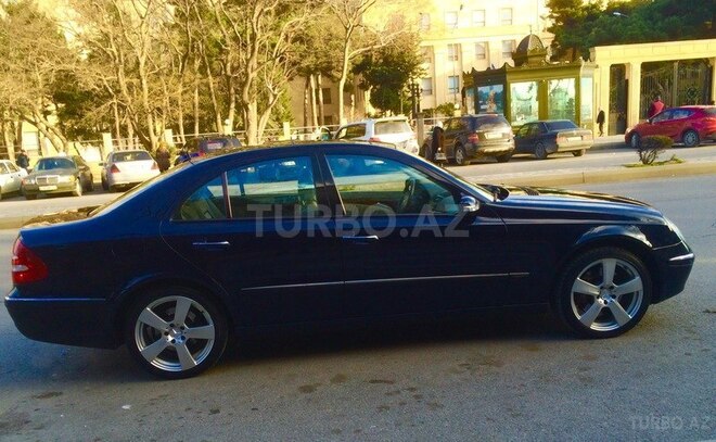 Mercedes E 500 2002, 215,470 km - 5.0 l - Bakı
