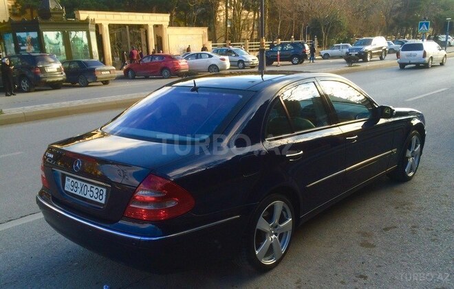 Mercedes E 500 2002, 215,470 km - 5.0 l - Bakı