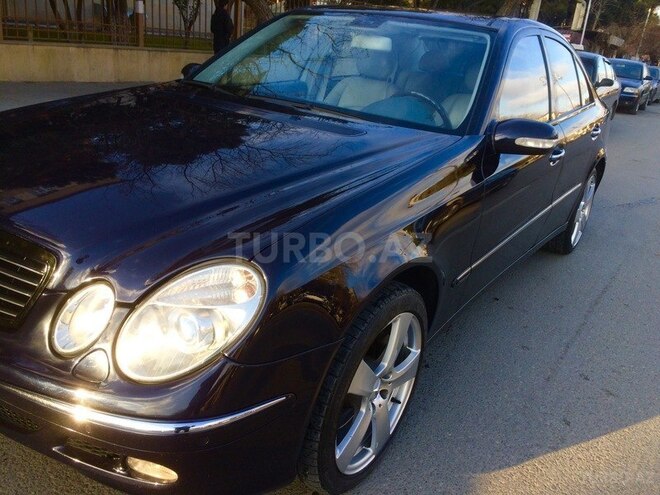 Mercedes E 500 2002, 215,470 km - 5.0 l - Bakı