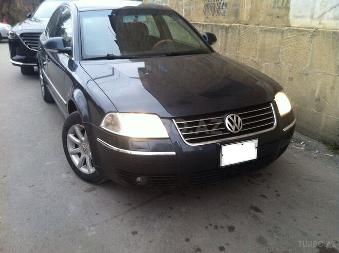 Volkswagen Passat 2003, 270,000 km - 1.8 l - Bakı