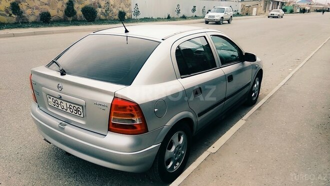 Opel Astra 1998, 180,000 km - 2.0 l - Sumqayıt