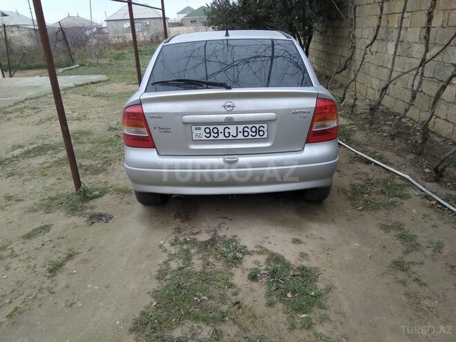 Opel Astra 1998, 180,000 km - 2.0 l - Sumqayıt