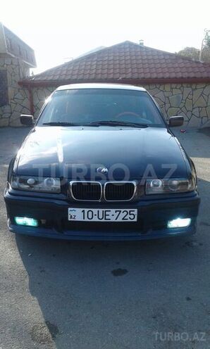 BMW 318 1993, 415,000 km - 1.8 l - Bakı