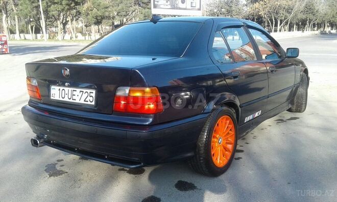 BMW 318 1993, 415,000 km - 1.8 l - Bakı