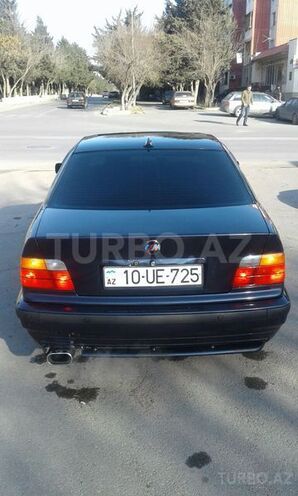 BMW 318 1993, 415,000 km - 1.8 l - Bakı
