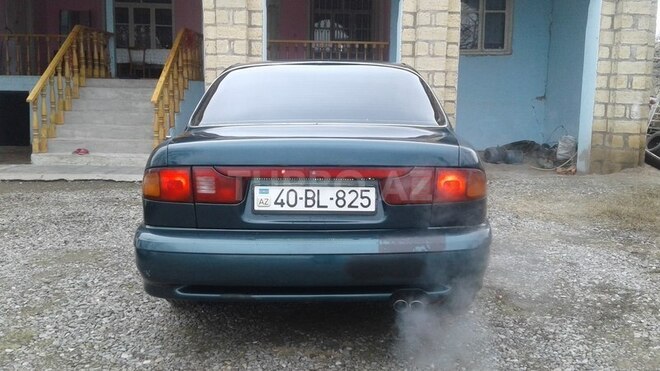 Hyundai Sonata 1995, 284,000 km - 2.0 л - Bərdə