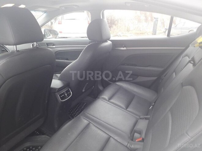 Hyundai Elantra 2016, 30,900 km - 2.0 l - Bakı