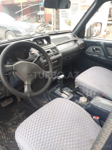 Mitsubishi Pajero 1992, 287,000 km - 2.5 l - Bakı