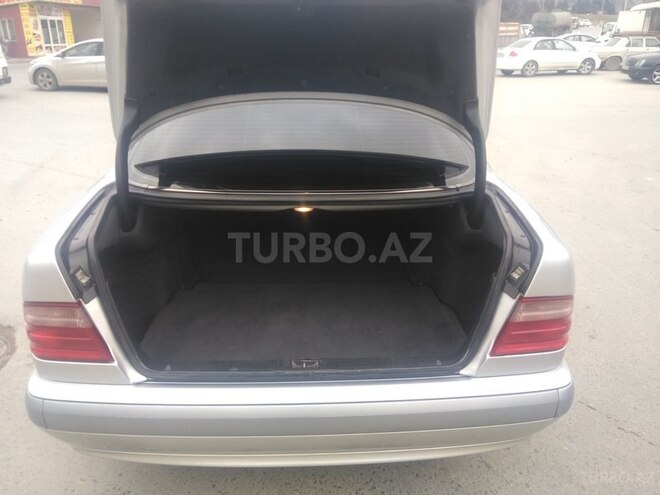 Mercedes E 200 1999, 366,000 km - 2.0 л - Bakı