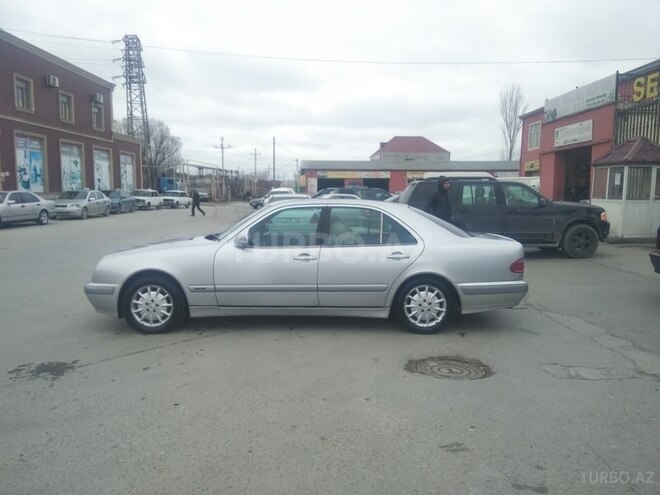 Mercedes E 200 1999, 366,000 km - 2.0 л - Bakı