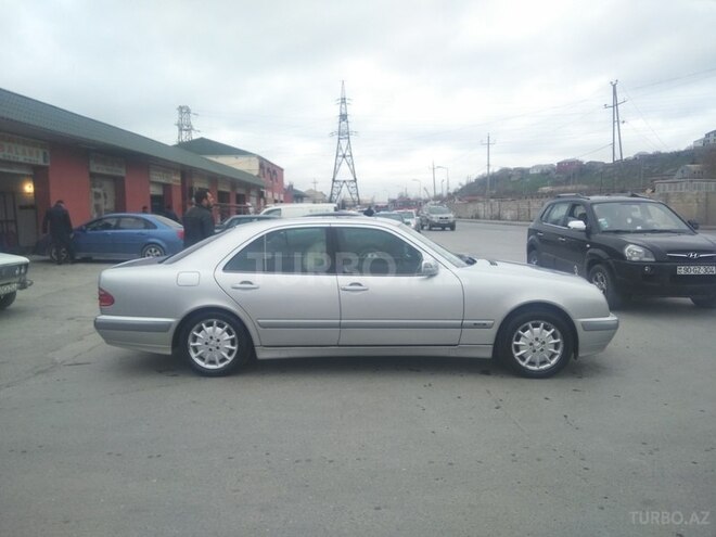 Mercedes E 200 1999, 366,000 km - 2.0 л - Bakı