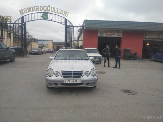 Mercedes E 200 1999, 366,000 km - 2.0 л - Bakı