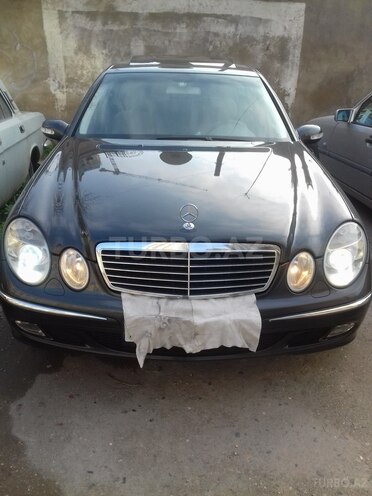 Mercedes E 240 2002, 211,000 km - 2.6 l - Bakı