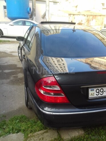 Mercedes E 240 2002, 211,000 km - 2.6 l - Bakı