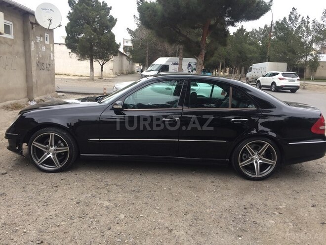 Mercedes E 320 2002, 270,000 km - 3.2 l - Bakı