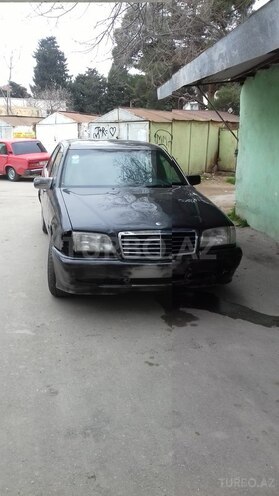 Mercedes C 180 1995, 285,000 km - 1.8 l - Bakı