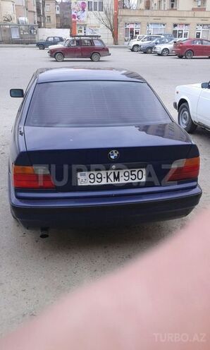 BMW 320 1992, 196,000 km - 2.0 l - Bakı