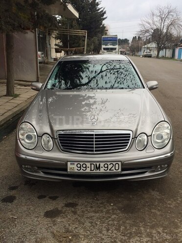 Mercedes E 220 2002, 258,000 km - 2.2 l - Xaçmaz